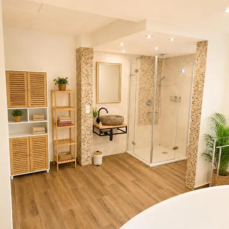 Midi-appartement Zum Gechillten Hirsch Eg Lejlighed *